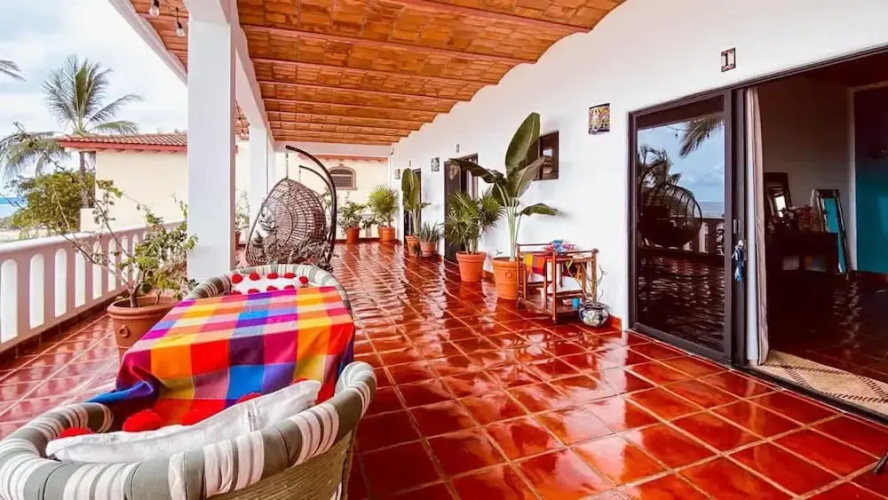 Beachside - Casa Sirena 1BR Suite