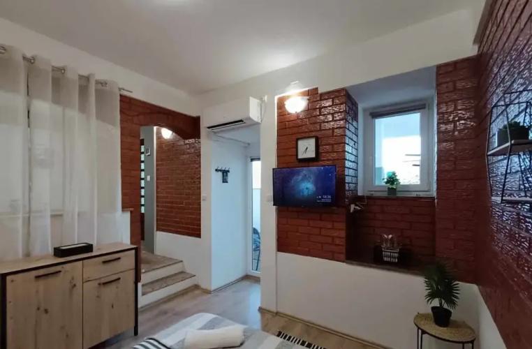 Cozy Lovran Apartment With Private Pool and Sea View