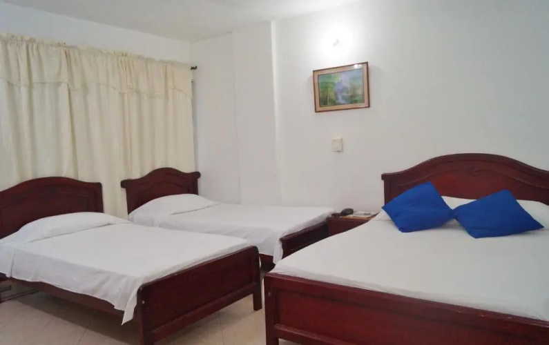 Hotel Comercial