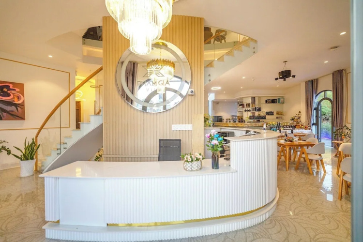 Pham Gia Villa &Hotel