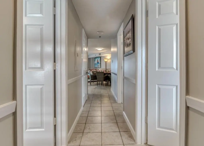2 Bedrooms Apartment