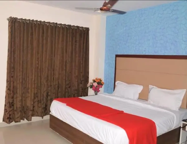 Deluxe Quadruple room with view