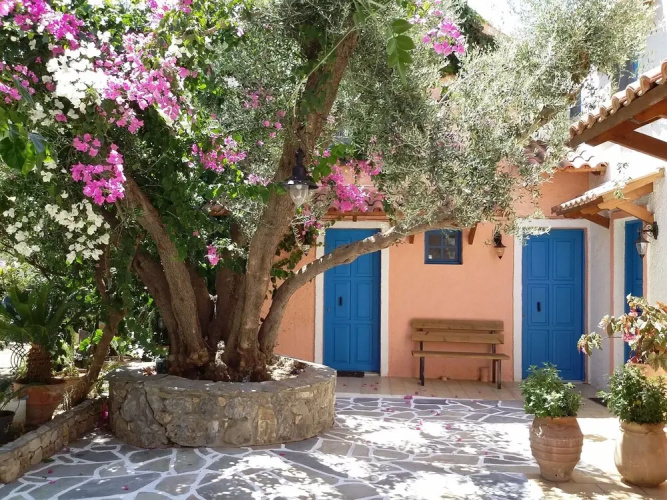 S West Crete Cottage