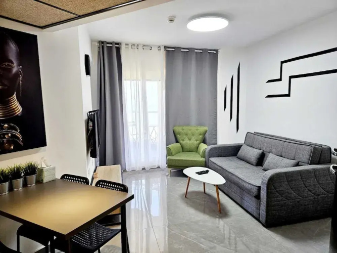 SHaYaSH apartments Leonardo Bat-Yam