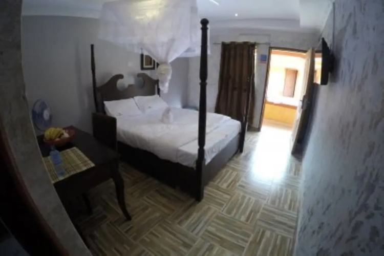 VIP Hotel Madeya