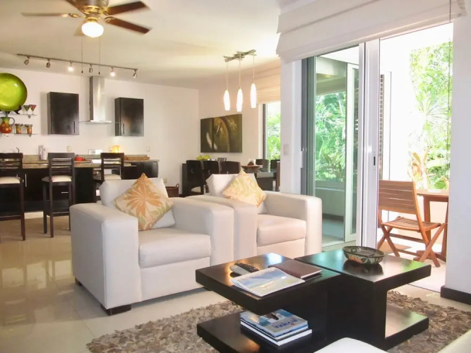 Via Tendenza Condos
