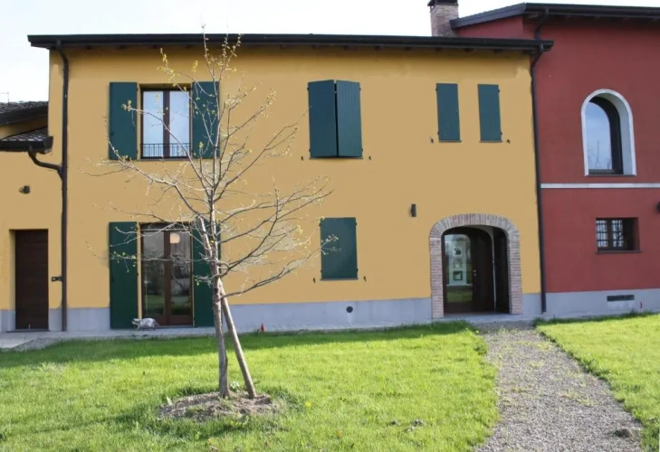 Standard Triple room with garden view