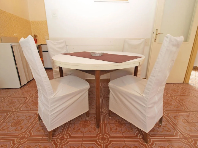Apartment 256