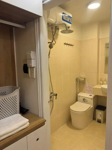 Comfort room