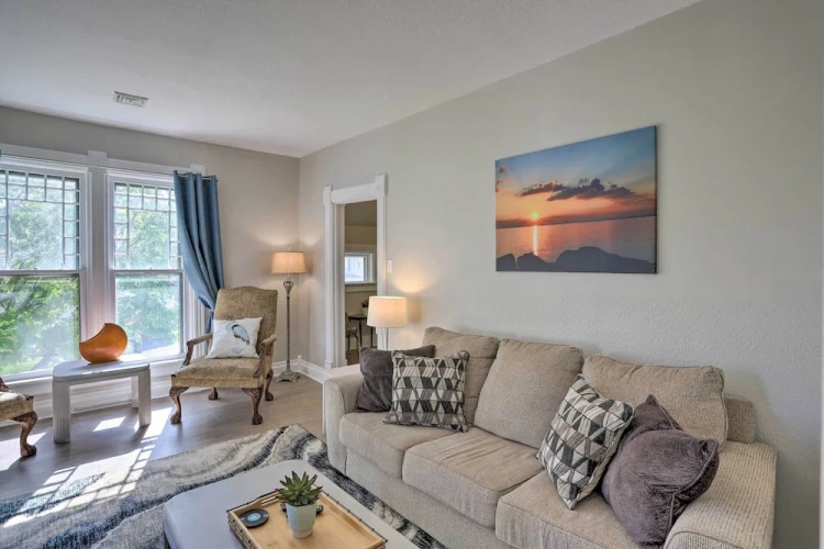 2 Bedrooms Cottage with balcony