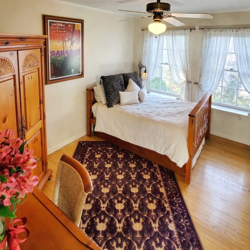 6 Bedrooms Standard room