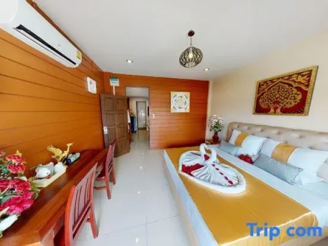 Standard Triple Family room