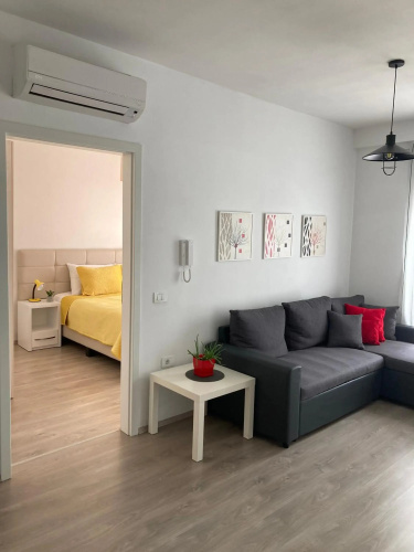 Rovena's Apartment - free parking