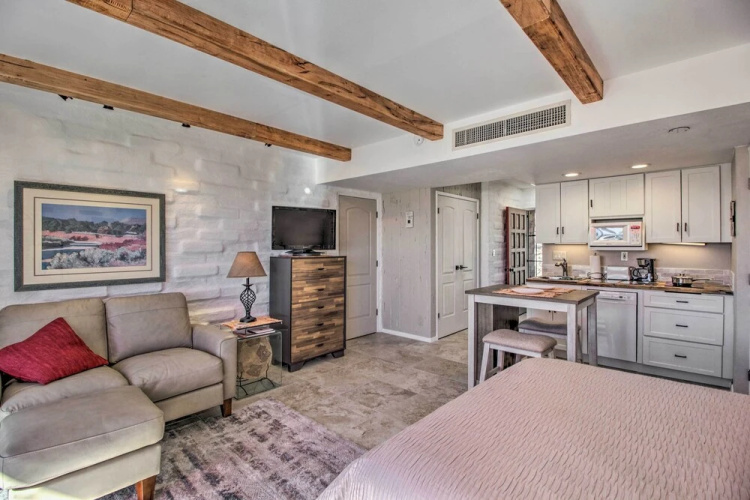 Catalina Mountain Studio w/ Tucson Valley Views