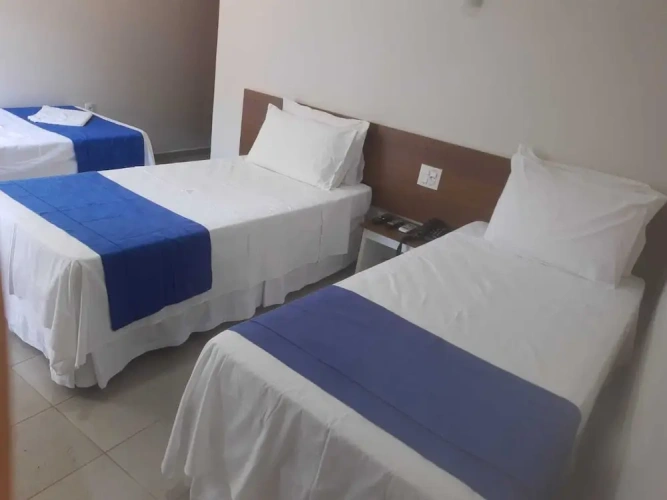 Standard Triple room