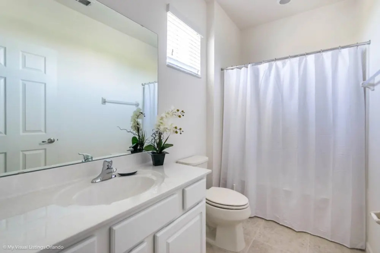 Solterra - 6005 Broad Oak Drive