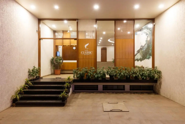 Hotel Classic Mid Town , Kolhapur