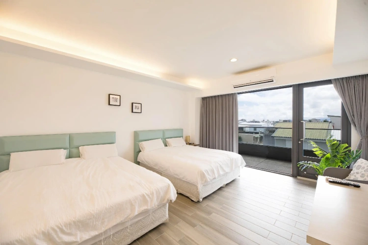 Standard Quadruple room