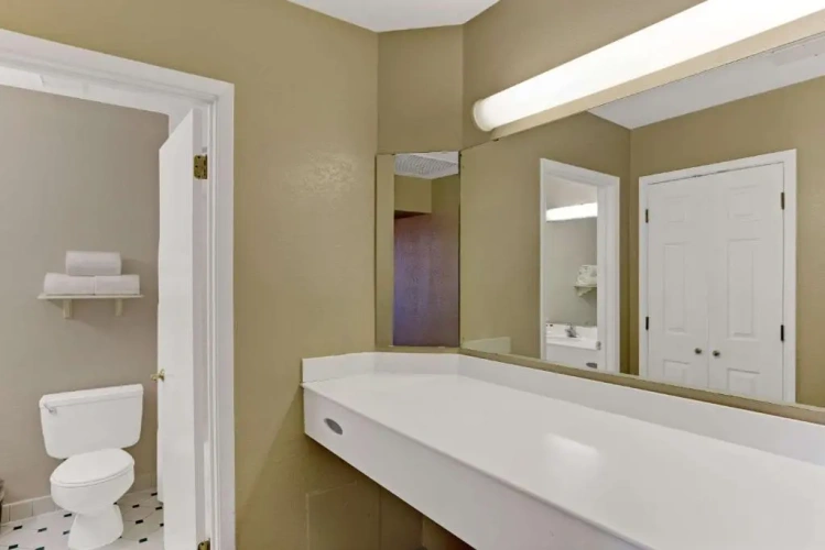 1 Bedroom Double Suite