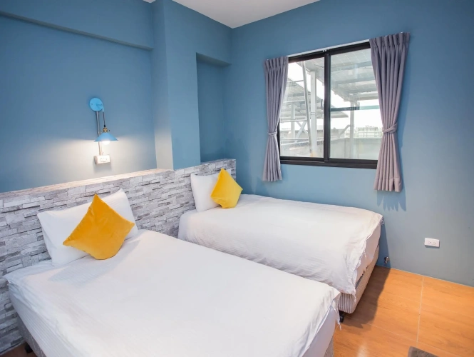 Standard Twin room