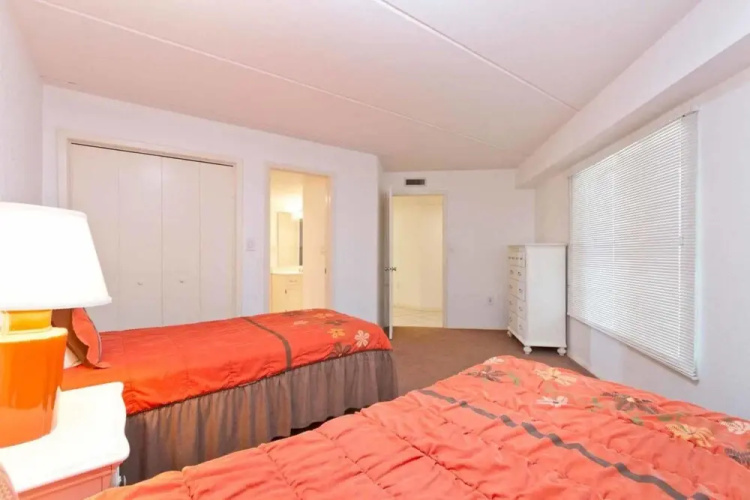 Saida IV Condominium 602