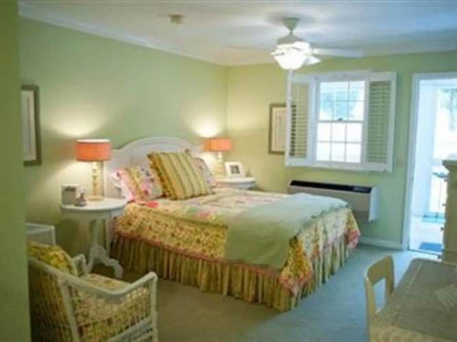 The Green Tree Inn