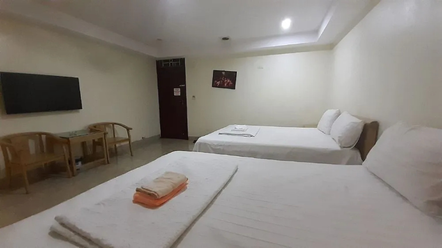 OYO 1000 Az Hotel