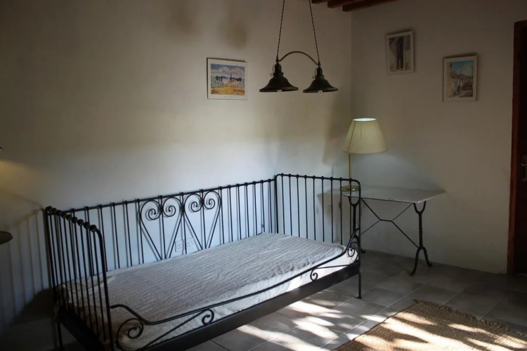 Moustos Traditional House