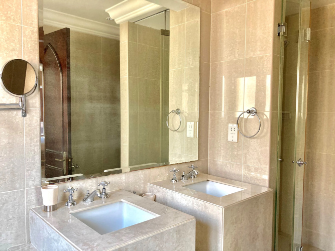 Luxurious Stay in Dubai Downtown