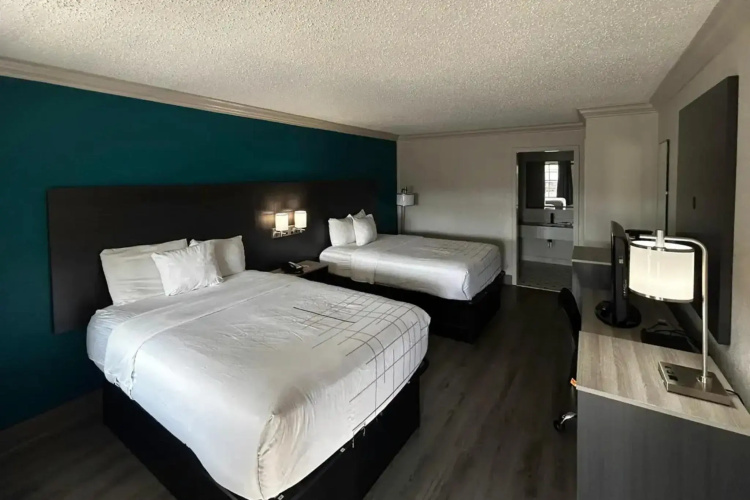 Quality Inn & Suites