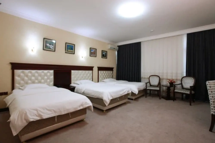 Triple room
