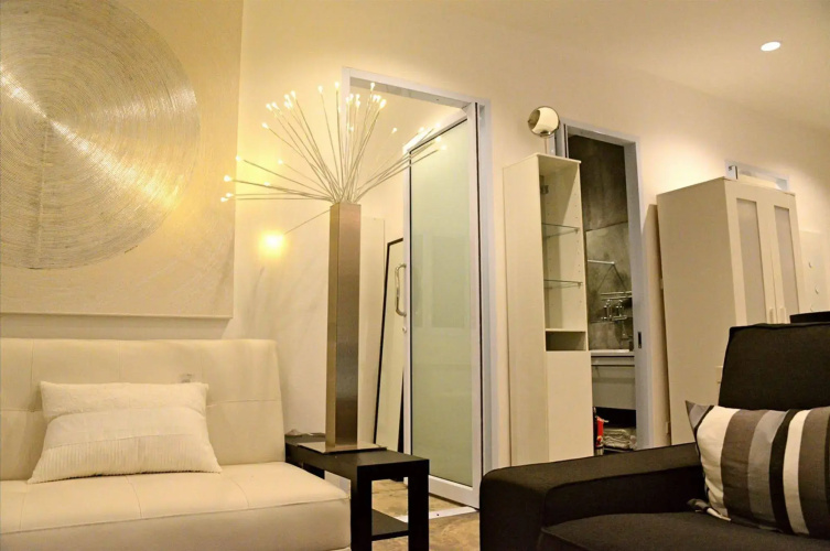 Villa Jungle Livin by Design Square