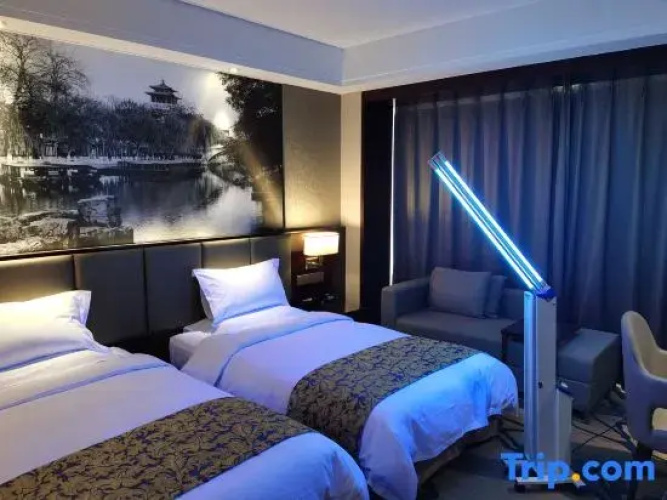 Rezen Hotel