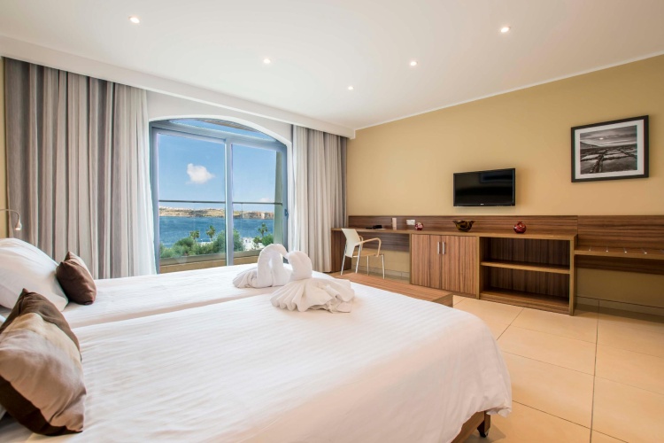 Superior Twin room