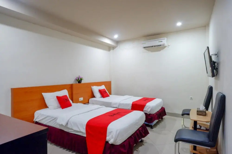 Airy Tanjung Tururuka 43 Palu