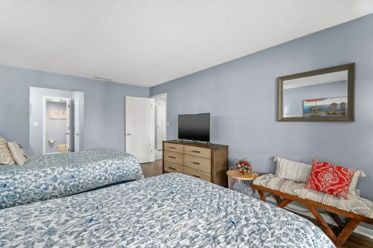 Edgewater Golf Villa 956