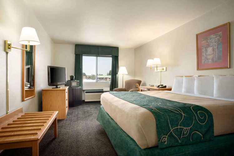 Travelodge by Wyndham Cheyenne