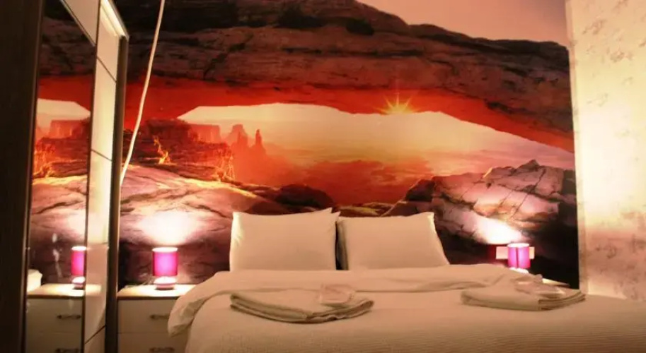 Tamara Suite 3