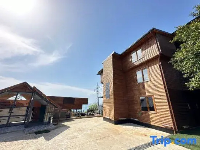 Bungaport Bungalows&Suites