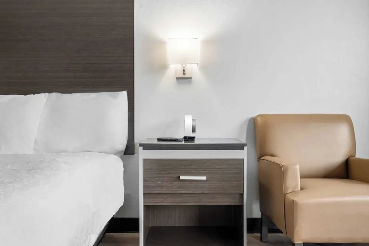 Standard Double Basement room