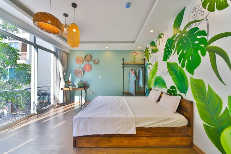 Lakeside House - Hanoi