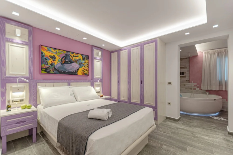 Mariet Naxos Elegant Suites