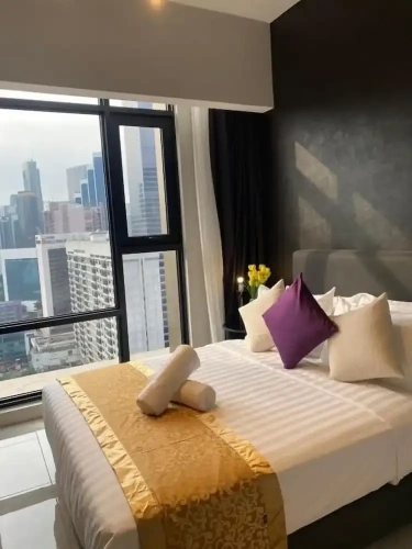 2 Bedrooms Apartment with city view