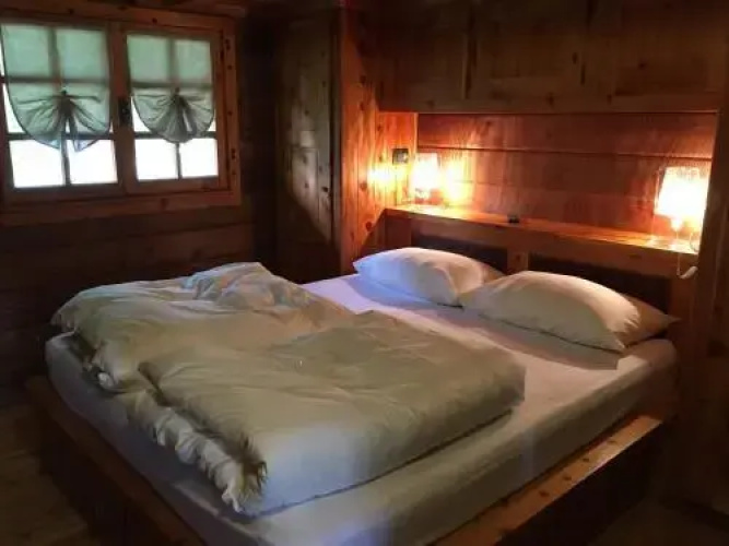 Rosso 38 Chalet