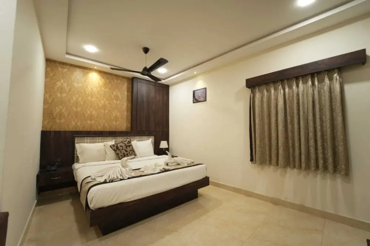 One Town Prime Hotel