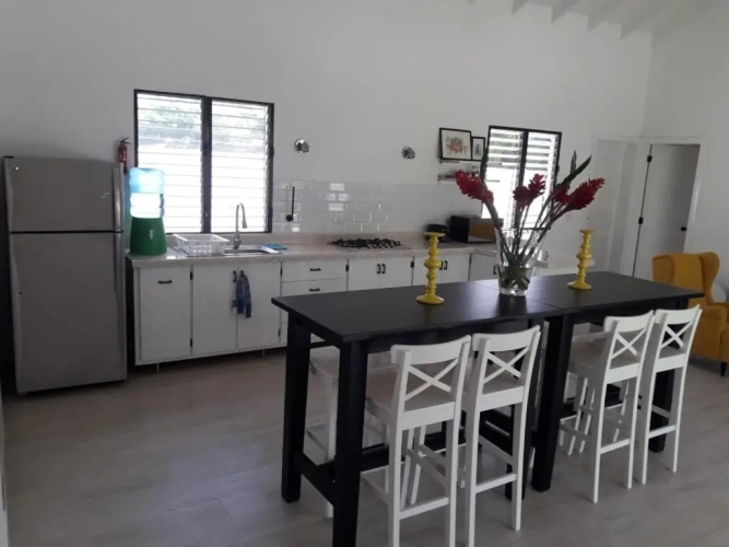 2 Bedrooms Villa