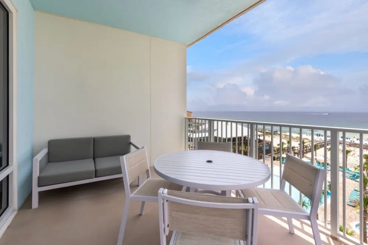 Standard Double room with balcony and beachfront