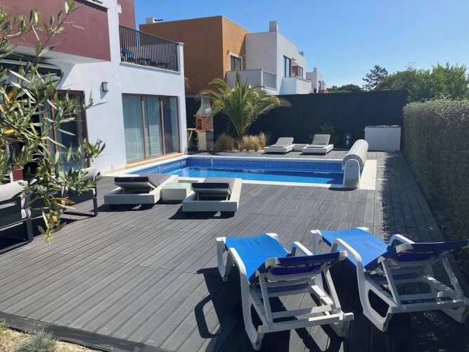3 Bedrooms Villa