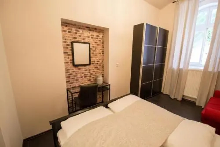Brooklyn Sauna Apt by Ruterra