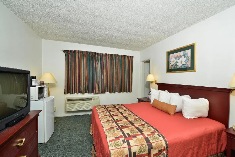 Days Inn